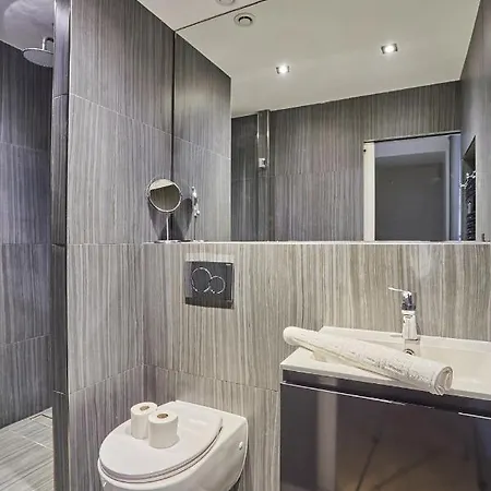 Center Of Le Marais By Prestige