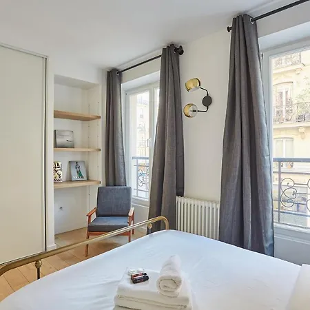 Center Of Le Marais By Prestige