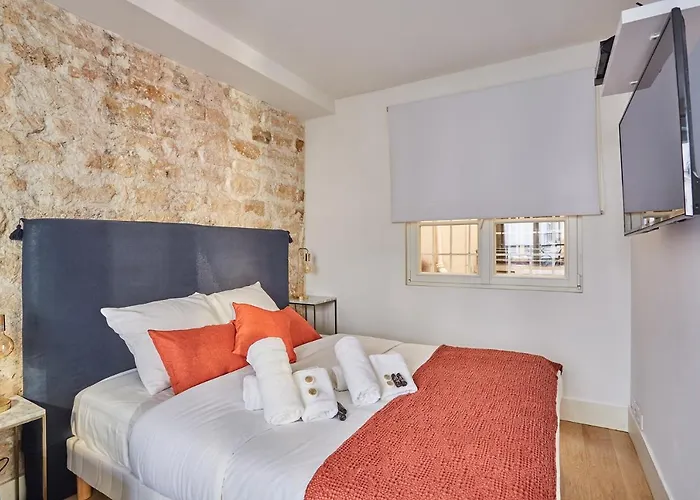 Center Of Le Marais By Prestige Paris