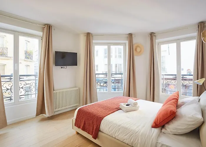 Center Of Le Marais By Prestige