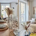 Апартаменты Center Of Le Marais By Prestige Париж