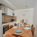 Апартаменты Center Of Le Marais By Prestige *